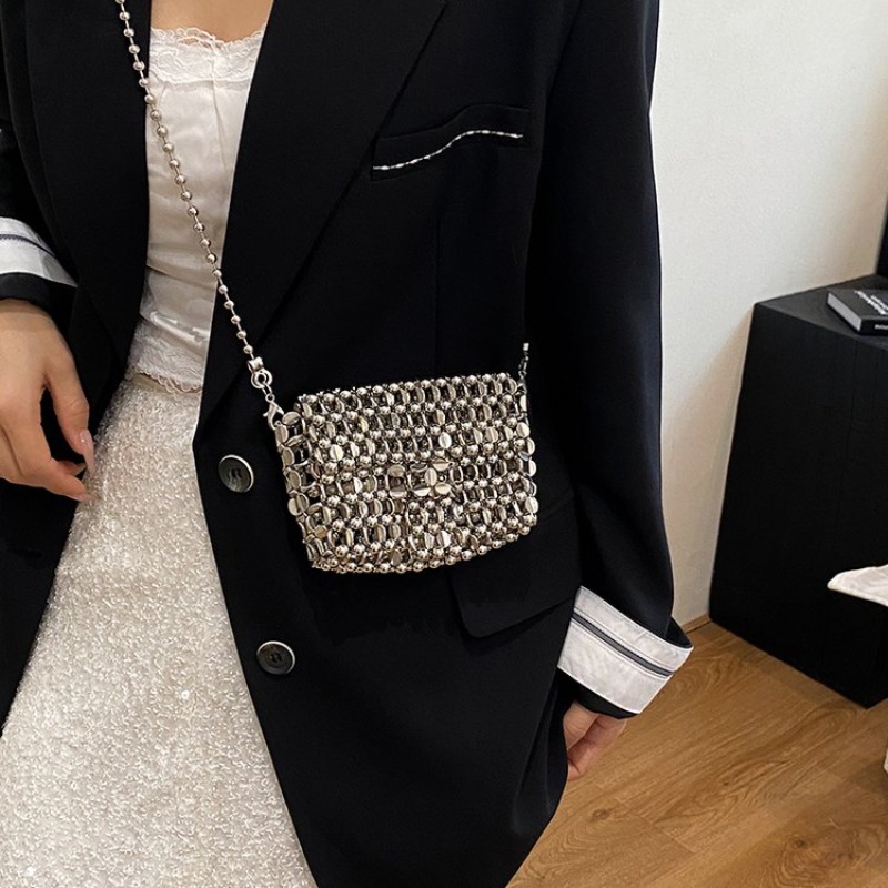 กระเป๋าคลัทช์สีพื้นเรียบหรู ดี - Women Bags In Sale บทวิจารณ์และราคา