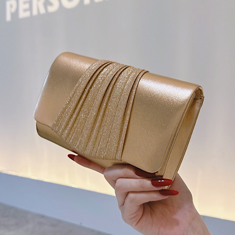 Golden กระเป๋าคลัทช์เย็นขนาดเล - Women Bags Golden บทวิจารณ์และราคา
